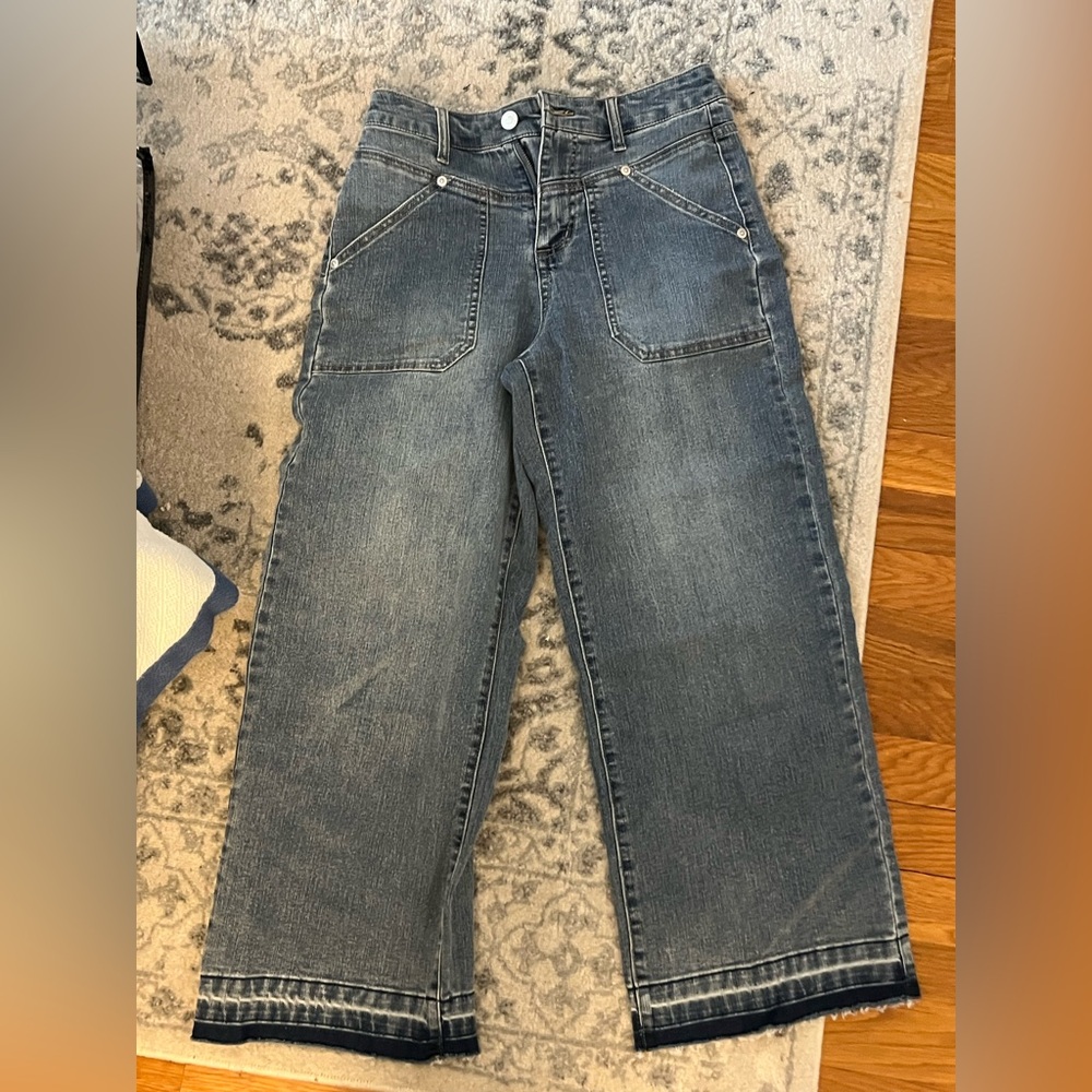 G by Giuliana Cropped Blue Flare Jeans